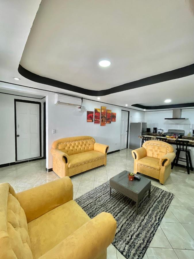 Panda House Vila Quepos Exterior foto
